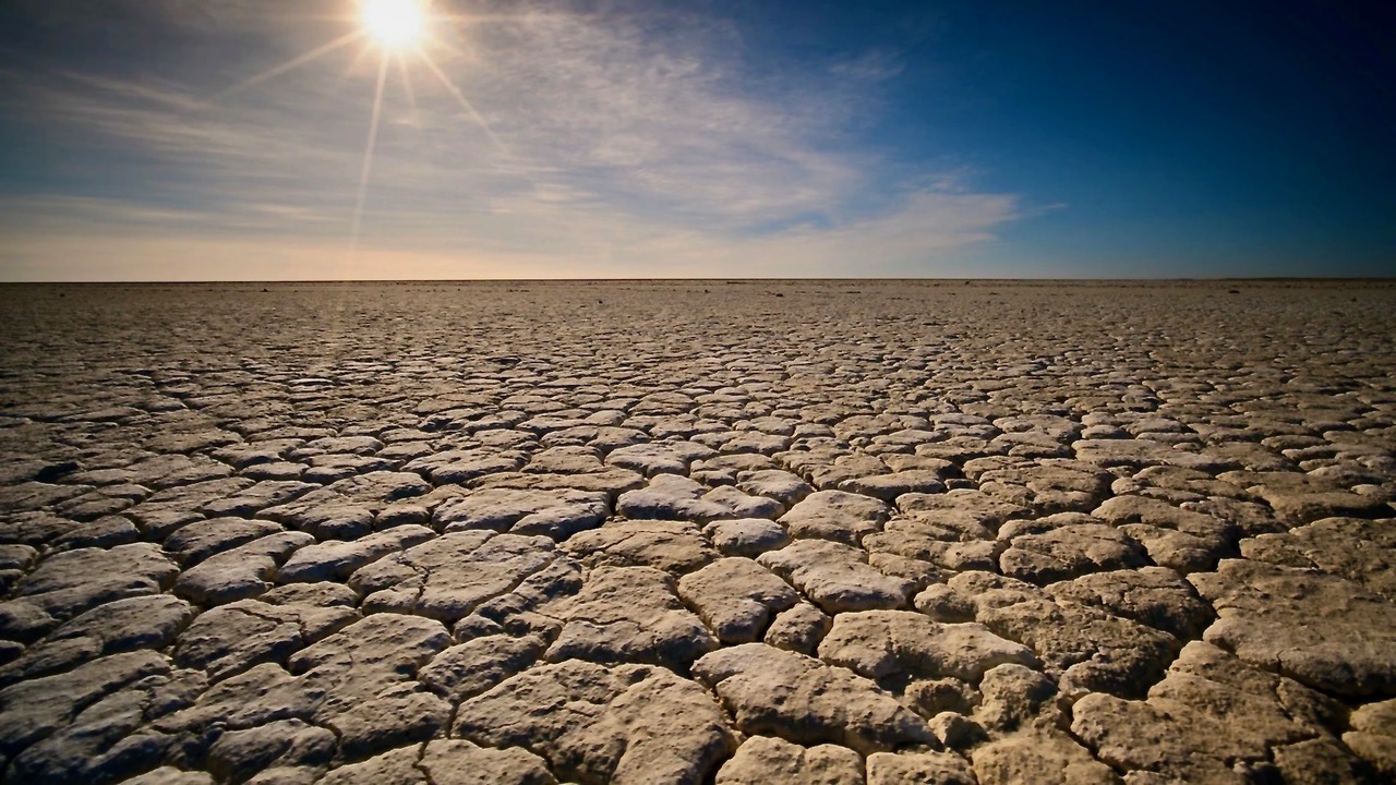 Drought is a serious problem in Somalia (courtesy Oleksandr Sushko on Unsplash)