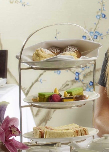 Yummy, yummy, yummy - afternoon tea at the Royal Crescent Hotel in Bath